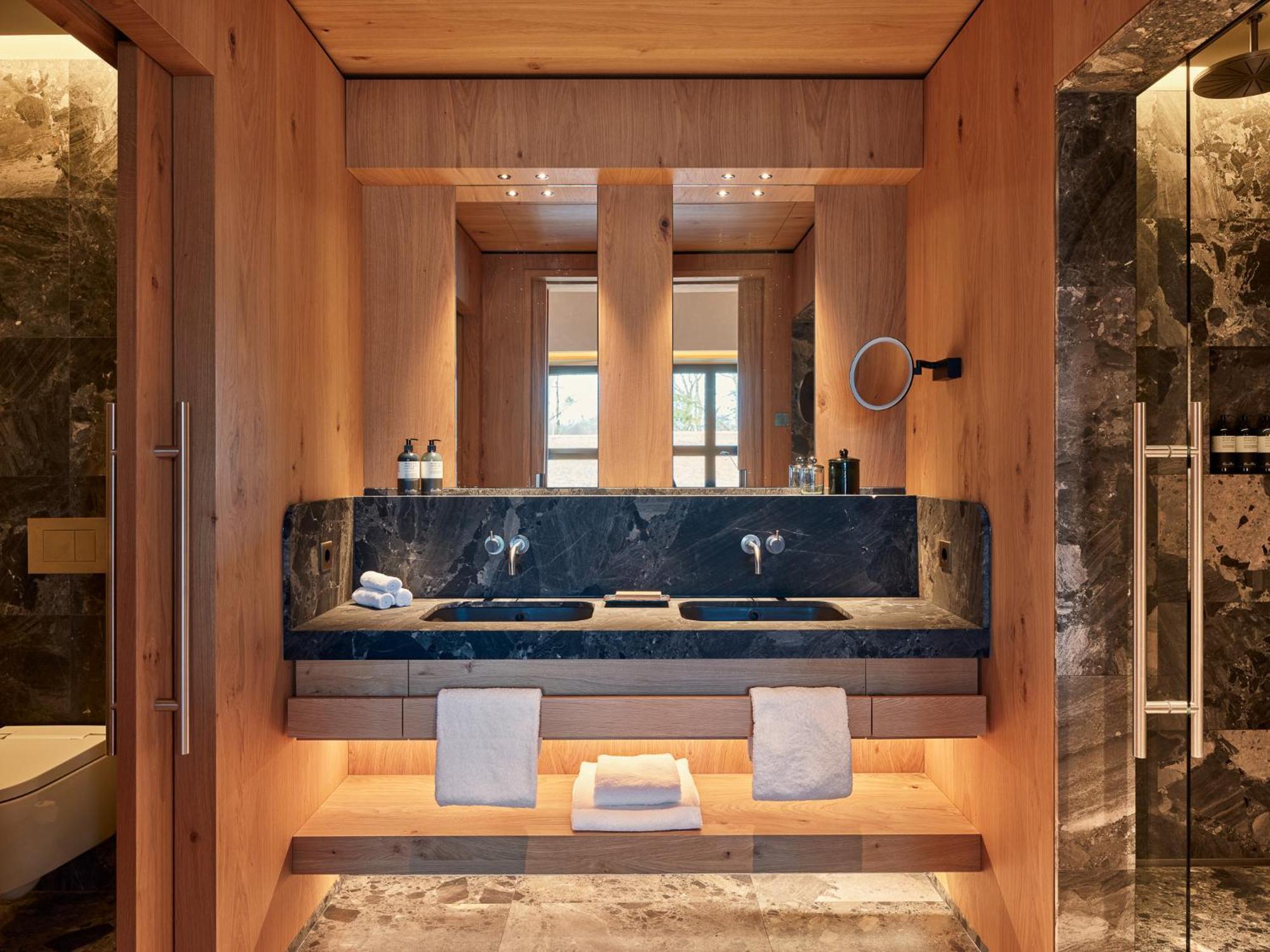 Chiemgauhof Lakeside Retreat อูเบอร์ซี ภายนอก รูปภาพ